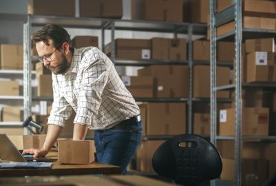 Platformele digitale care revând servicii poștale